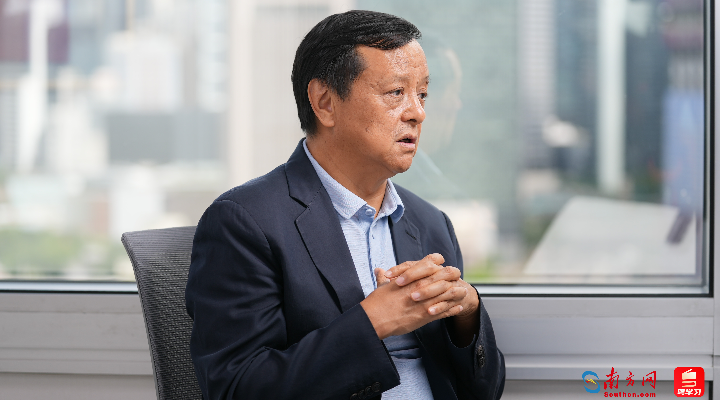 深港通为何“牛”？港交所前行政总裁李小加首度比喻：它能用1块钱进出撬动100块钱交易