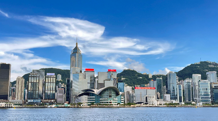 港澳继续保持内地最大的境外投资来源地和境外投资目的地