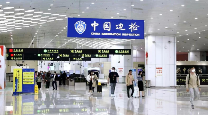 横琴口岸今年迎客逾710万人次