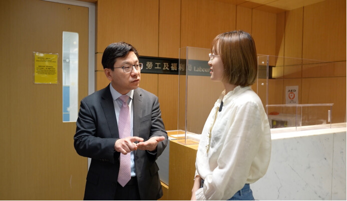 香港特区政府劳工及福利局局长孙玉菡与GDToday记者