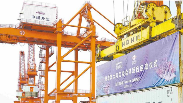 “江门高新—深圳蛇口组合港”航线运行首月货值超9300万元
