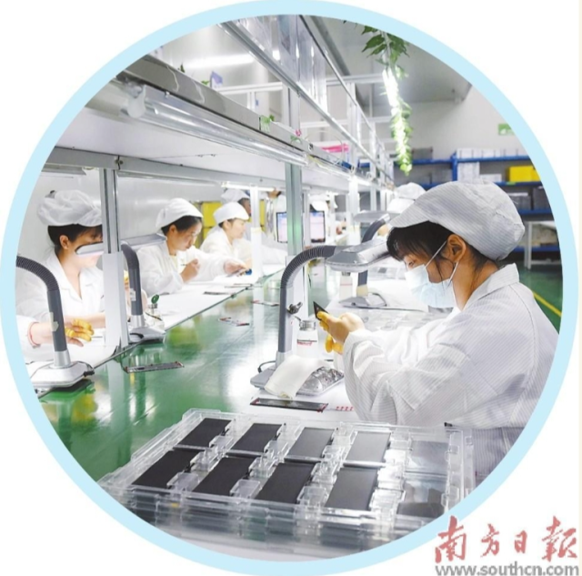 惠州市纵胜电子材料有限公司的生产线。
