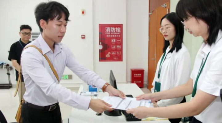案例十二：珠?！靶∏锌凇绷⒎ㄖΠ拿抛ㄒ等耸靠缇潮憷匆? title=