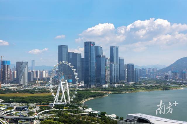 前海深港现代服务业合作区。