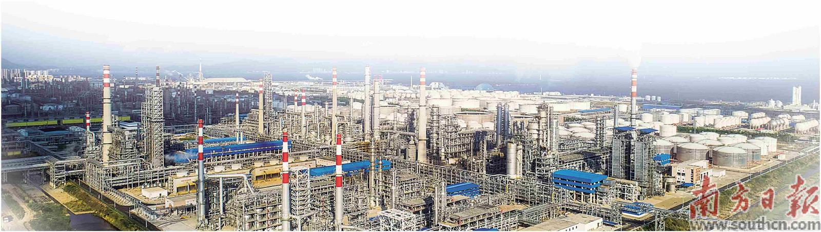 今年前5月，大亚湾石化园区规上工业增加值增长34.9%。.png