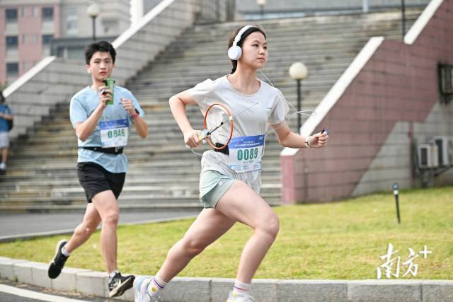 在粤港澳大湾区，全民健身热潮与奥运精神同频共振