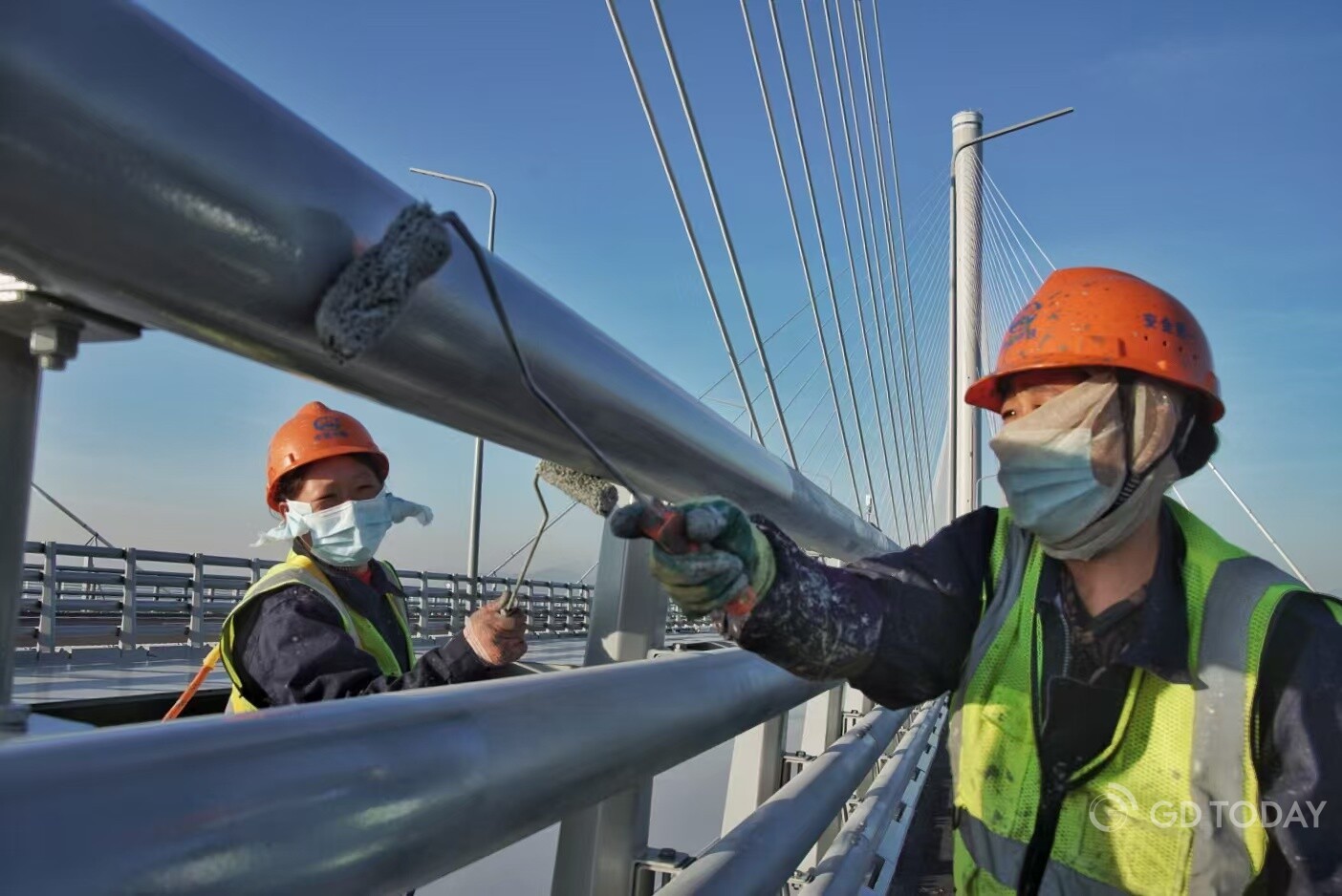 Construction workers are putting the finishing touches on the Huangmaohai Passage, which is set to open to traffic soon.