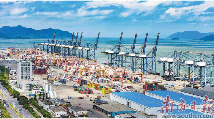 珠海经开区：一桥连湾区，一港通世界