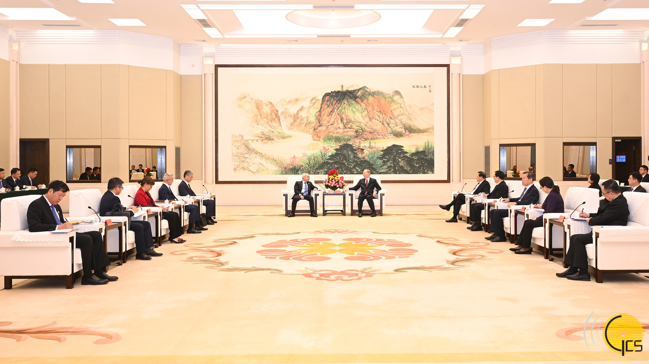 Encontro entre o Chefe do Executivo, Sam Hou Fai, e o secretário do comité provincial de Guangdong do Partido Comunista Chinês (PCC), Huang Kunming, e o vice-secretário e governador da província, Wang Weizhong, em Cant?o.