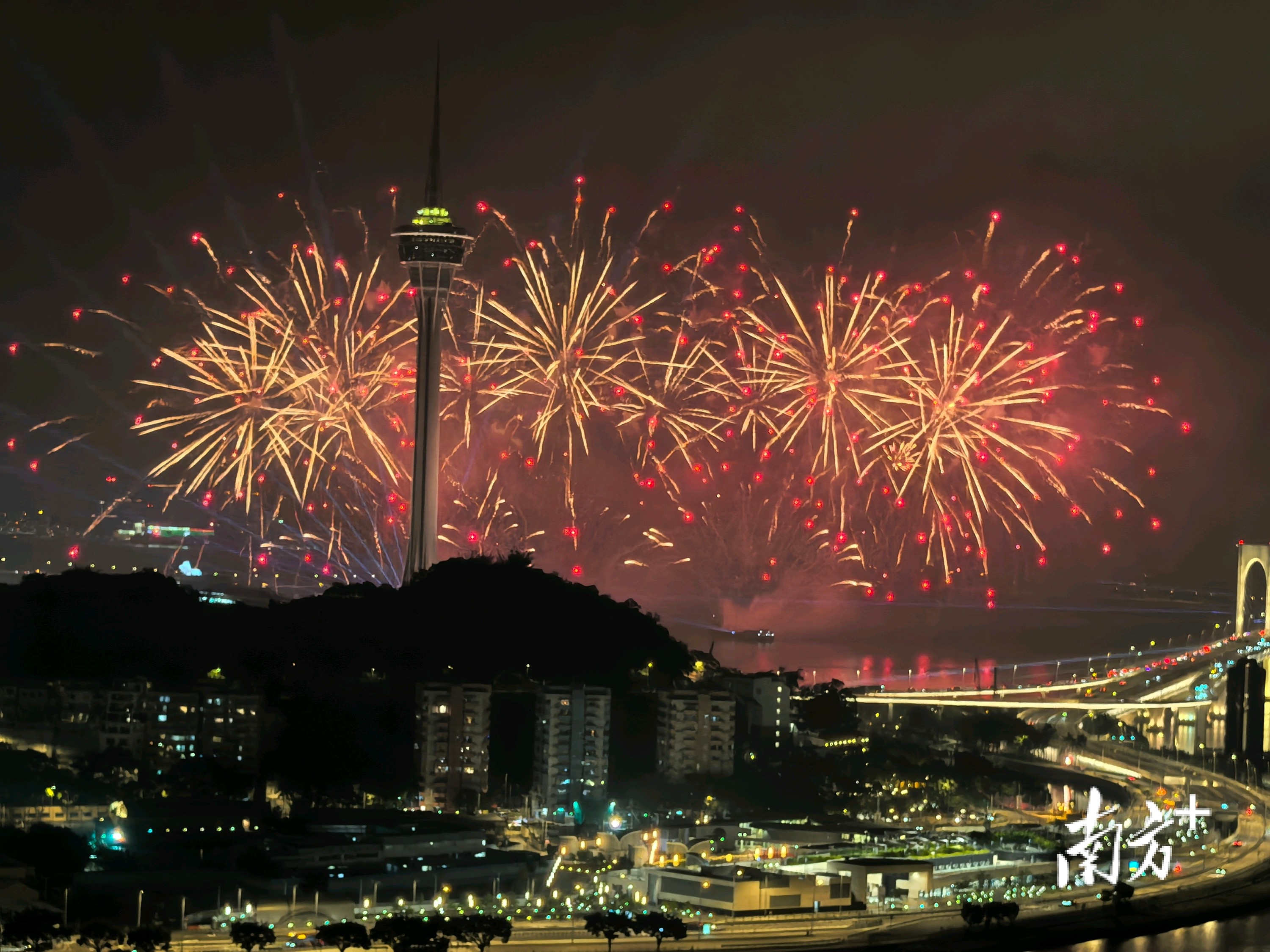 庆祝澳门特别行政区成立25周年烟花表演