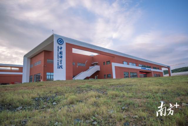 国家两大科学装置的项目建设现场