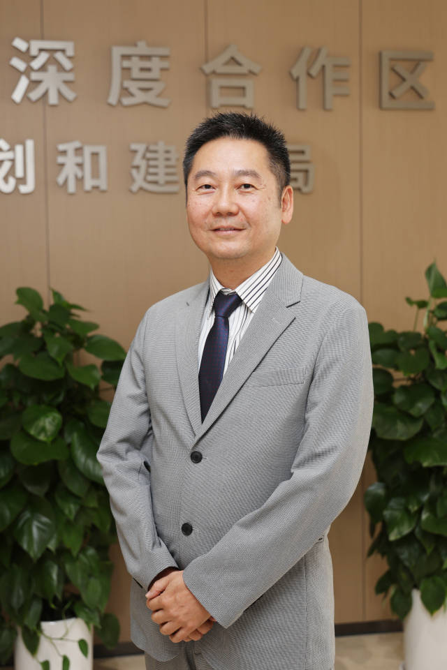 横琴粤澳深度合作区城市规划和建设局局长张国基。