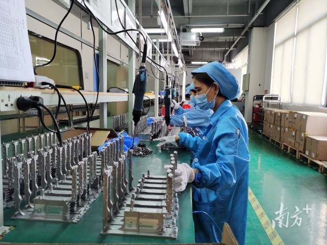 广东某企业生产车间