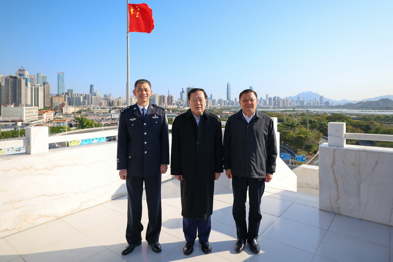 夏宝龙调研皇岗口岸