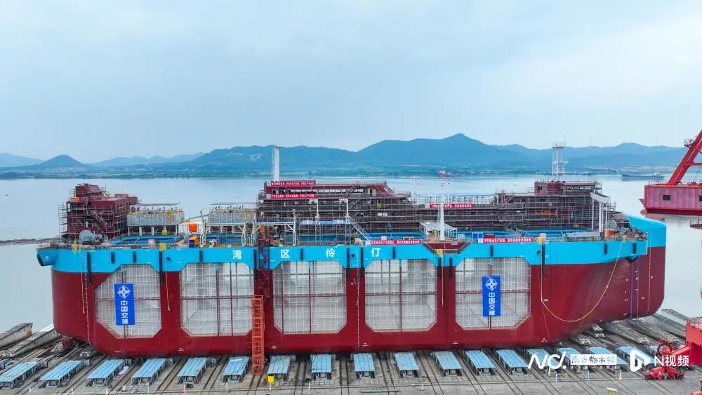 “湾区伶仃”号选用了高强钢作为建造主材料。图源：南方都市报