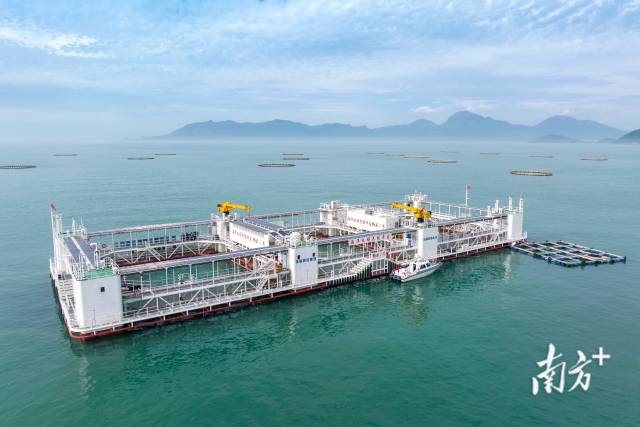 海上城堡“格盛一号”海洋牧场。
