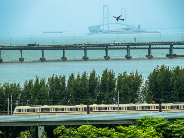 深中通道桥连大湾区。来源：视觉中国 深中通道桥连大湾区。来源：视觉中国