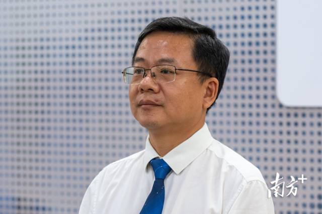 广州市执委会数字技术部副部长、广州市政务服务和数据管理局总工程师李刚