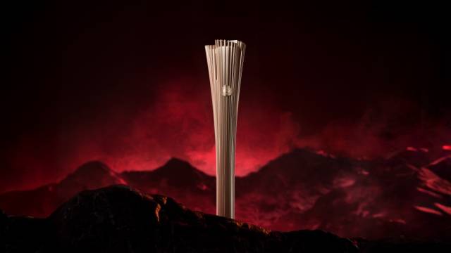 “绽放”火炬造型 “绽放”火炬造型